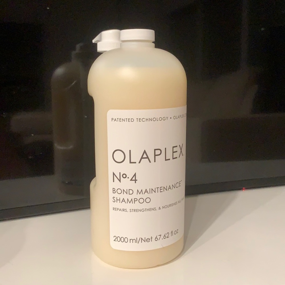 Brand New & Authentic 2000ML Olaplex No. 4 Bond Maintenance (Back in stock!)